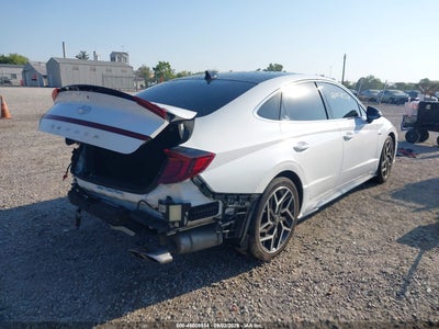 HYUNDAI SONATA