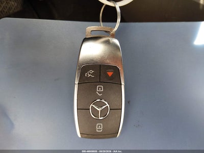 MERCEDES-BENZ A 220