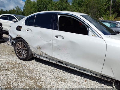 BMW 330I