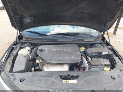 CHRYSLER 200
