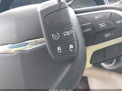 CHRYSLER 200