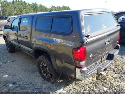 TOYOTA TACOMA