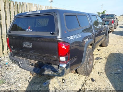 TOYOTA TACOMA