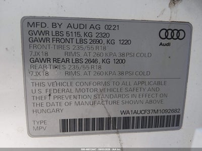 AUDI Q3