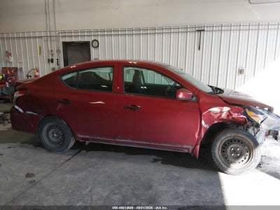 NISSAN VERSA