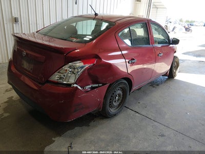 NISSAN VERSA