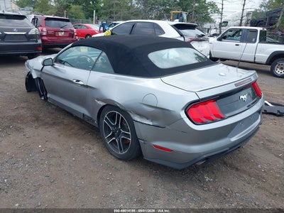 FORD MUSTANG