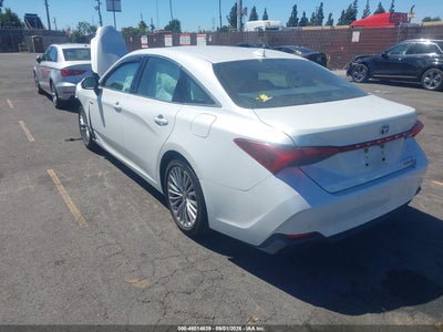 TOYOTA AVALON
