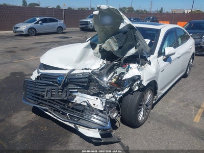 TOYOTA AVALON