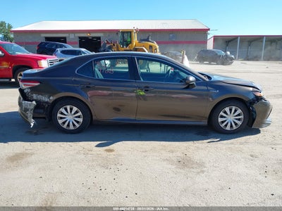 TOYOTA CAMRY HYBRID