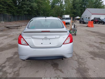 NISSAN VERSA