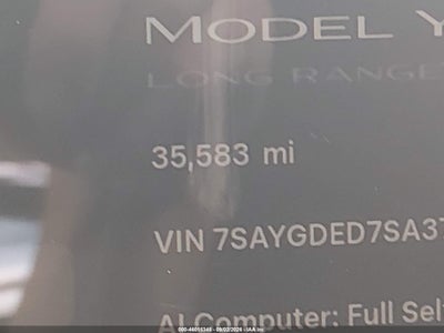 TESLA MODEL Y