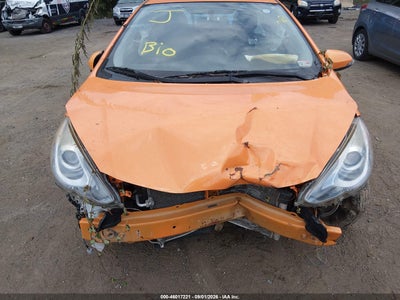 TOYOTA PRIUS C