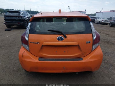 TOYOTA PRIUS C