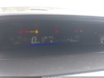 TOYOTA PRIUS V