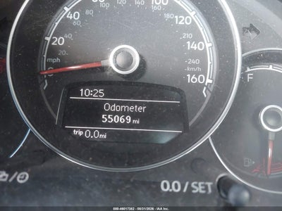 VOLKSWAGEN BEETLE