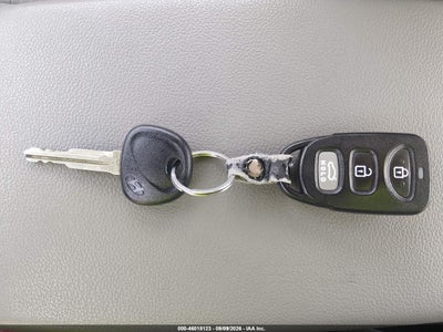 2020 HYUNDAI ELANTRA 11