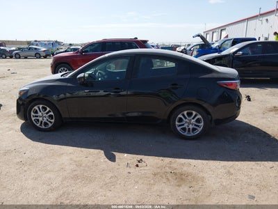 TOYOTA YARIS IA
