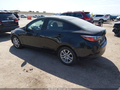 TOYOTA YARIS IA