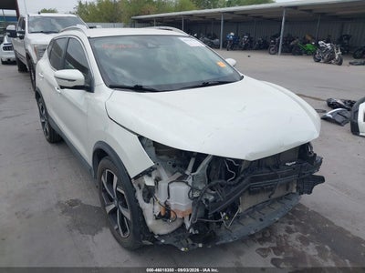 2020 Nissan Rogue Sport SL FWD Xtronic CVT