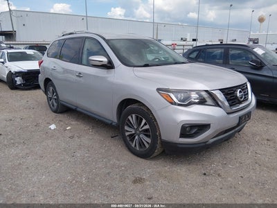 2017 Nissan Pathfinder