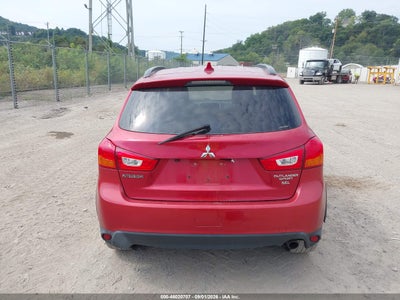 MITSUBISHI OUTLANDER SPORT