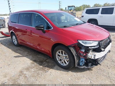 2025 Chrysler Pacifica