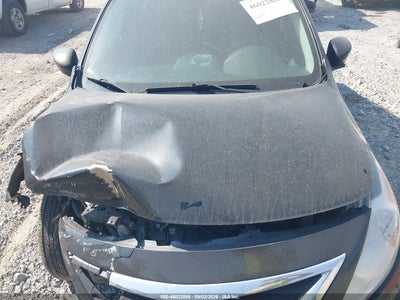 NISSAN VERSA
