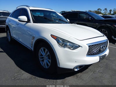 2017 INFINITI QX70