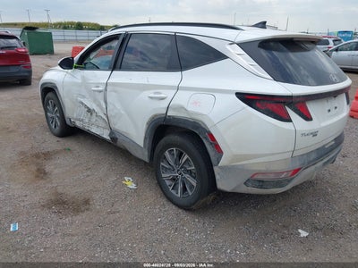 HYUNDAI TUCSON HYBRID
