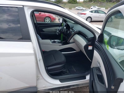 HYUNDAI TUCSON HYBRID