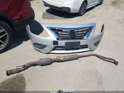 2019 NISSAN VERSA 12