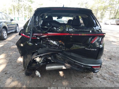 HYUNDAI TUCSON HYBRID