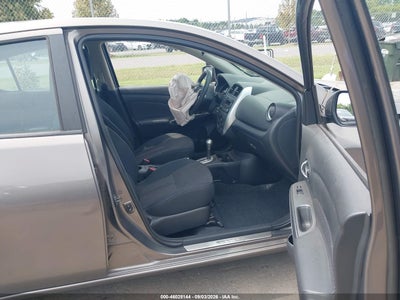 NISSAN VERSA