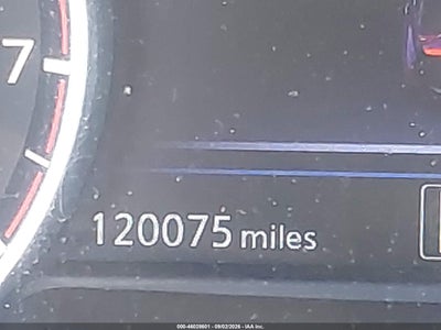 NISSAN MAXIMA