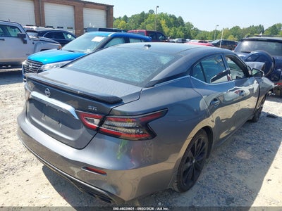 NISSAN MAXIMA