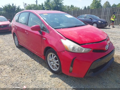 TOYOTA PRIUS V