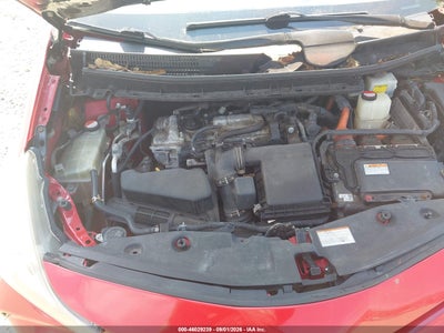 TOYOTA PRIUS V