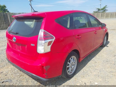 TOYOTA PRIUS V
