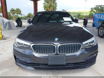 BMW 530E