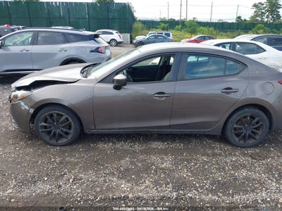 MAZDA MAZDA3