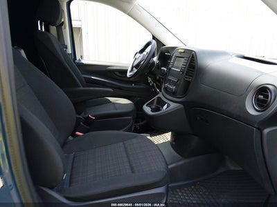 MERCEDES-BENZ METRIS