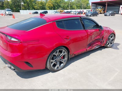 KIA STINGER