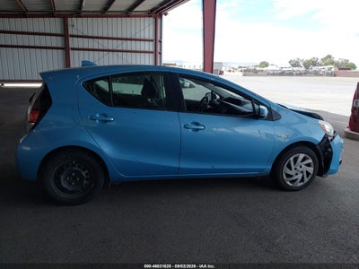 TOYOTA PRIUS C