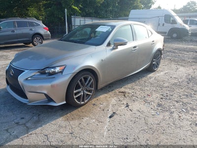 LEXUS IS 200T