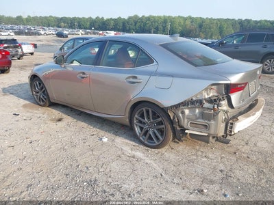 LEXUS IS 200T