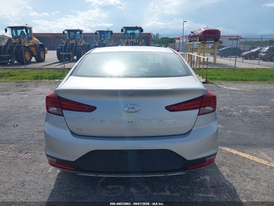 2020 HYUNDAI ELANTRA 18