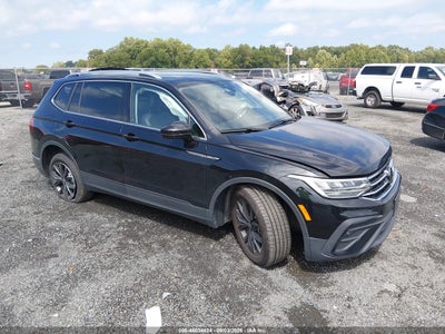 2024 Volkswagen Tiguan 2.0T SE/2.0T Wolfsburg Edition