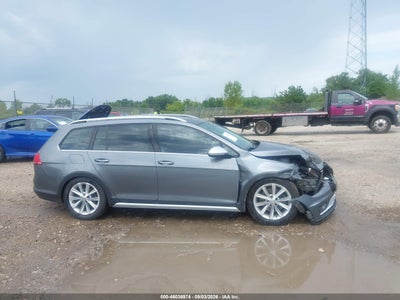 VOLKSWAGEN GOLF ALLTRACK