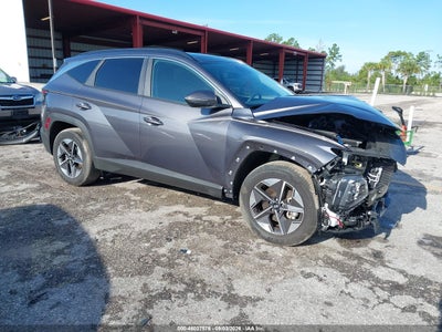 HYUNDAI TUCSON HYBRID